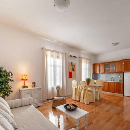 Seaview Stylish Flat In Andros - Walk To Beach Dış mekan fotoğraf